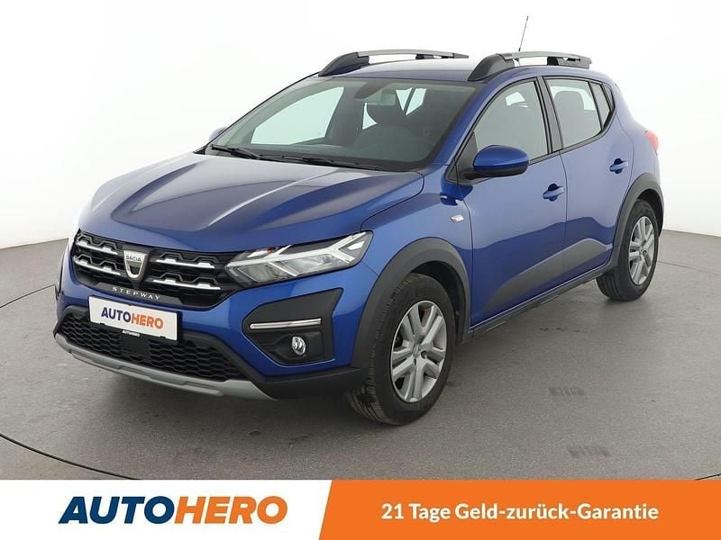 Blau Gebraucht 2022 Dacia Sandero Comfort Kleinwagen | 14.610 € (Guter Preis) - Bild 1/3