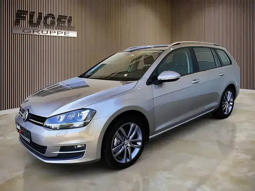 Gebraucht VW Golf VII Comfortline 125 PS (91 kW) 2016 Tungsten silver metallic Kombi