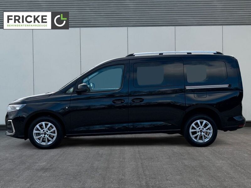 Gebraucht Ford Tourneo Titanium 122 PS (89 kW) 2023 Schwarz Van / Kleinbus