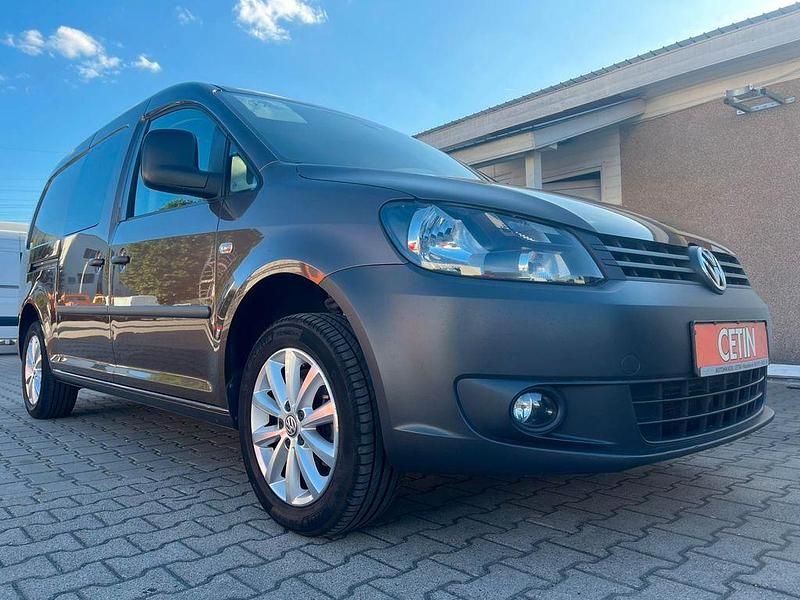 Braun Gebraucht 2015 VW Caddy Maxi Van / Kleinbus | 14.490 € (Guter Preis) - Bild 1/4