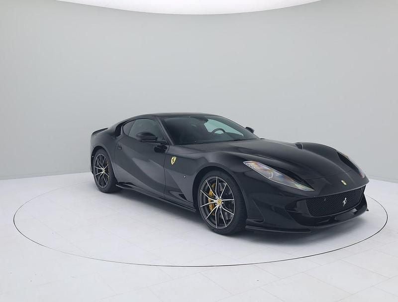 Gebraucht Ferrari 812 799 PS (587 kW) 2020 Nero ds 1250 Coupé