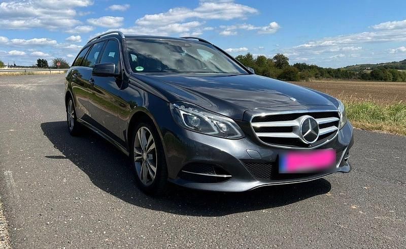 Gebraucht Mercedes E350 Avantgarde 252 PS (185 kW) 2014 Grau Kombi