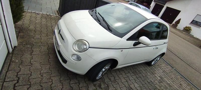 Weiß Gebraucht 2009 Fiat 500 Lounge Kleinwagen | 3.500 € (Guter Preis) - Bild 1/4