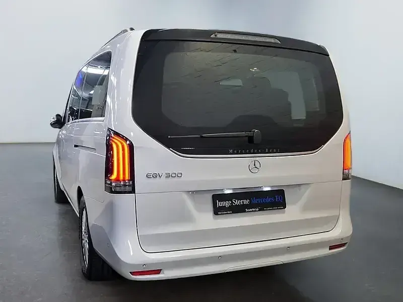 Gebraucht Mercedes EQV300 Avantgarde 150 kW (204 PS) 2025 Weiß Van / Kleinbus