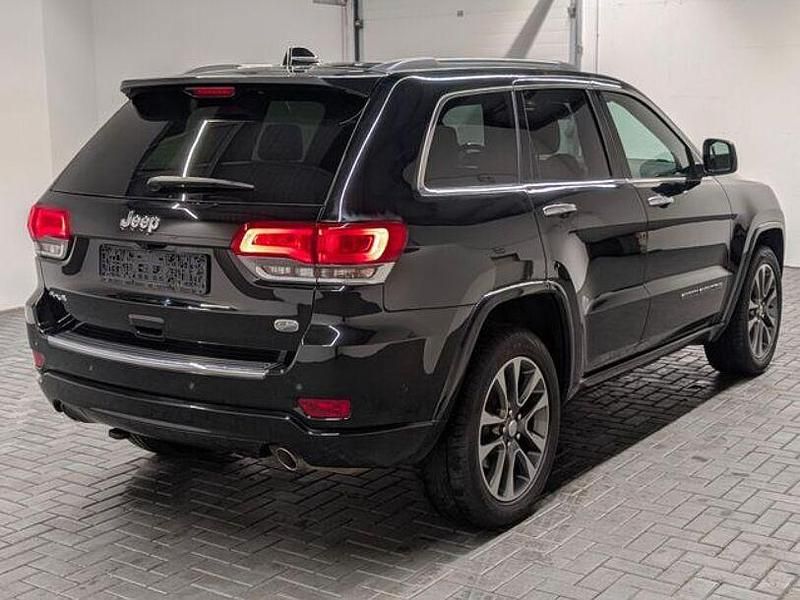 Gebraucht Jeep Grand Cherokee 250 PS (183 kW) 2017 Diamondschwarzmet. SUV