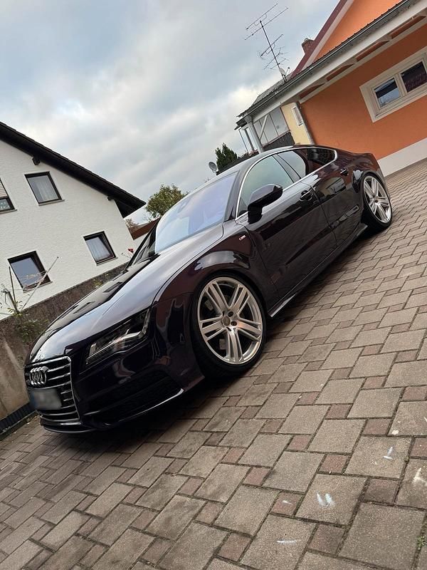 Gebraucht Audi A7 Sport 313 PS (230 kW) 2012 Violet Kleinwagen