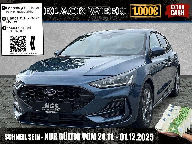 Chrome blue metallic Neu 2025 Ford Focus ST-Line Limousine | 27.790 € (Superpreis) - Bild 1/4