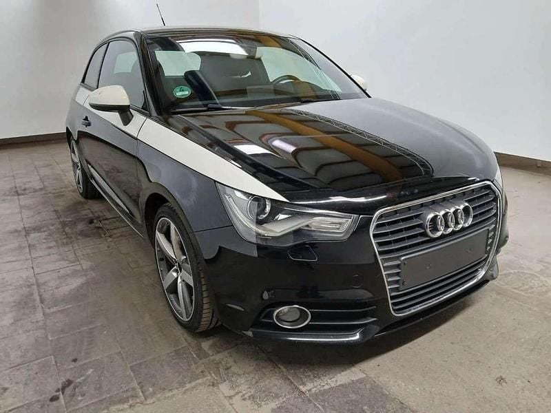Gebraucht Audi A1 Ambition 105 PS (77 kW) 2012 Brillantschwarz Kleinwagen