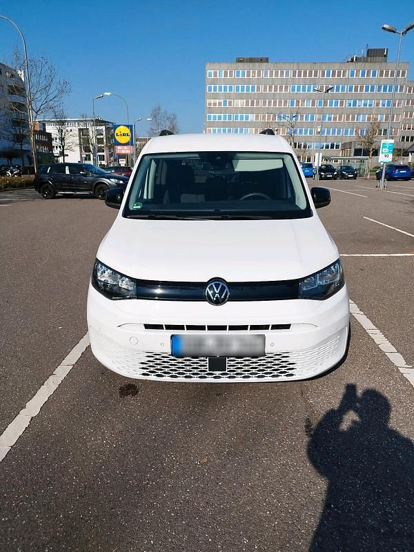 Gebraucht VW Caddy Basis 115 PS (84 kW) 2021 Weiß Van / Kleinbus