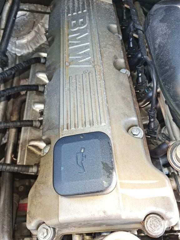 Gebraucht BMW 318 118 PS (86 kW) 1998 Andere farben Limousine