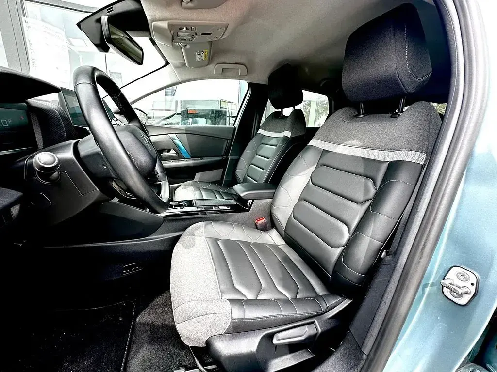 Second-hand Citroën e-C4 Shine 100 kW (136 CP) 2021 Albastru Berlinǎ