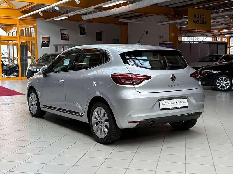 Gebraucht Renault Clio V Intens 131 PS (96 kW) 2021 Grau Kleinwagen