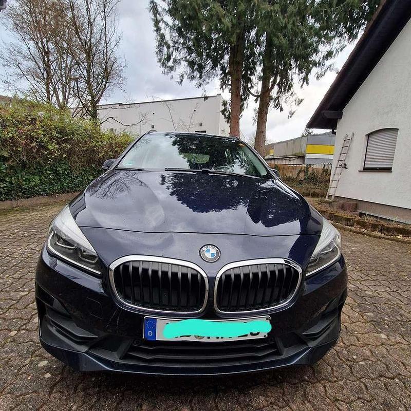 Gebraucht BMW 218 Advantage 140 PS (102 kW) 2018 Blau Van / Kleinbus