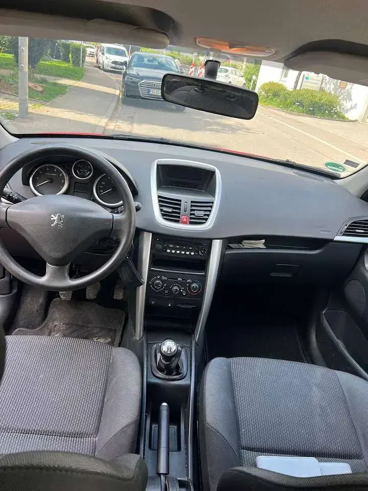 Gebraucht Peugeot 207 Urban Move 73 PS (53 kW) 2011 Kombi