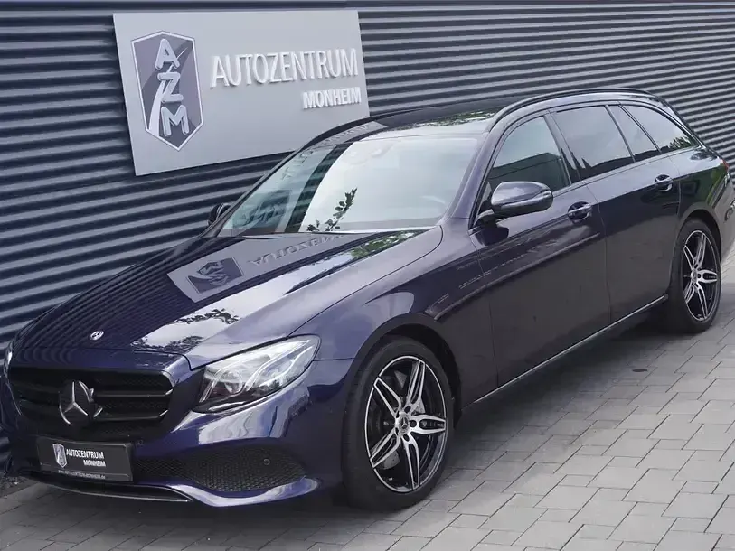 Gebraucht Mercedes E400 340 PS (250 kW) 2019 Blau (cavansitblau metallic) Kombi