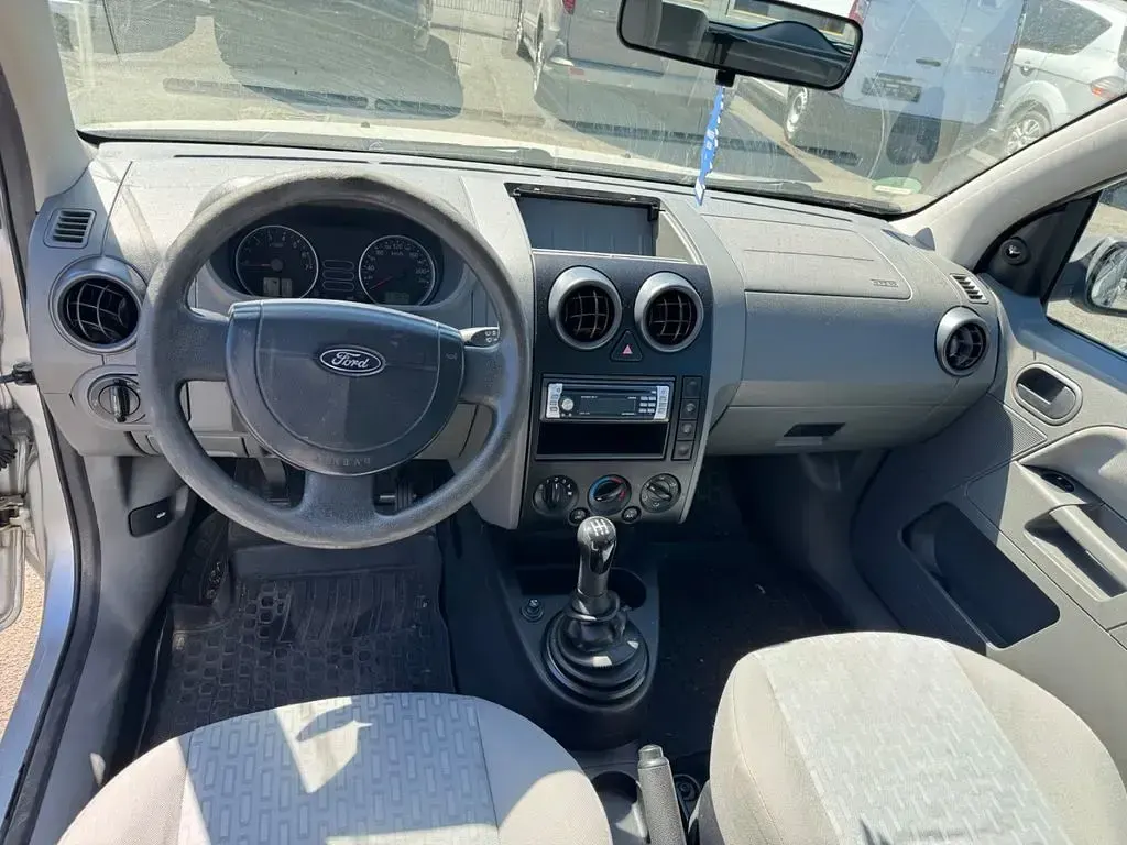 Gebraucht Ford Fusion Viva 80 PS (58 kW) 2004 Silber Kleinwagen