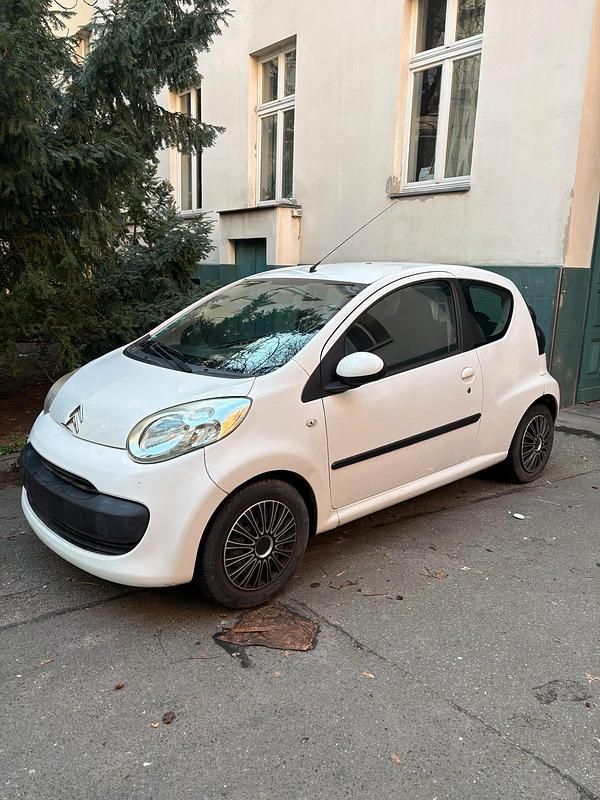 Weiß Gebraucht 2008 Citroën C1 Kleinwagen | 600 € (Superpreis) - Bild 1/4