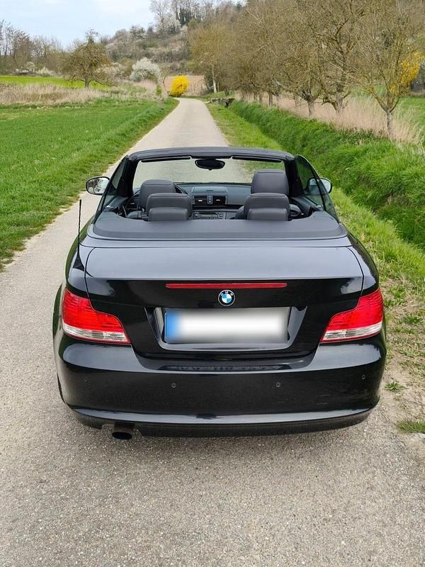 Gebraucht BMW 118 Cabriolet Performance 143 PS (105 kW) 2010 Schwarz Cabrio