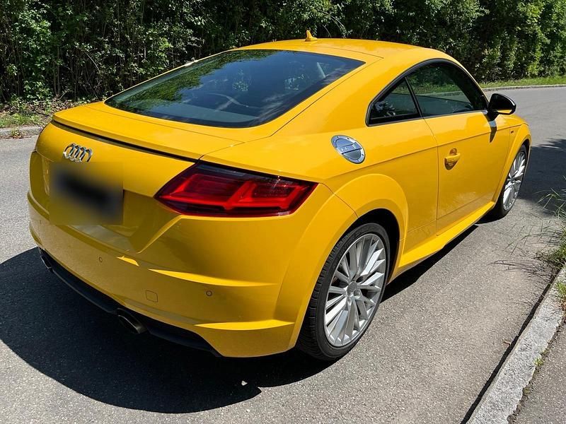 Second-hand Audi TT 179 CP (131 kW) 2016 Galben Coupe