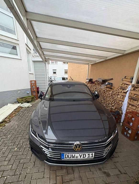 Grau Gebraucht 2019 VW Arteon R-line Limousine | 23.999 € (Fairer Preis) - Bild 1/4
