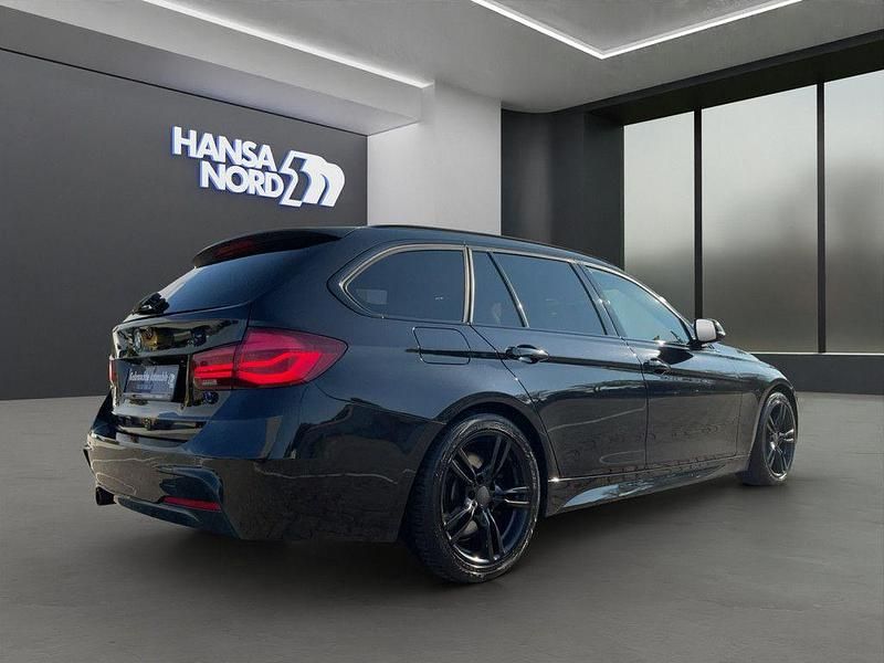 Gebraucht BMW 330 M Sport 258 PS (189 kW) 2018 Schwarz Limousine