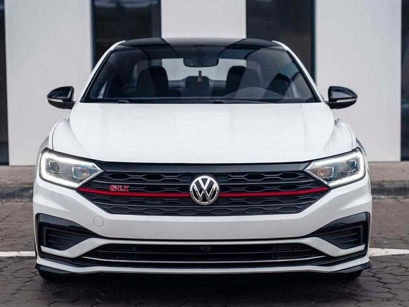 Gebraucht VW Jetta 228 PS (167 kW) 2019 Weiß Limousine