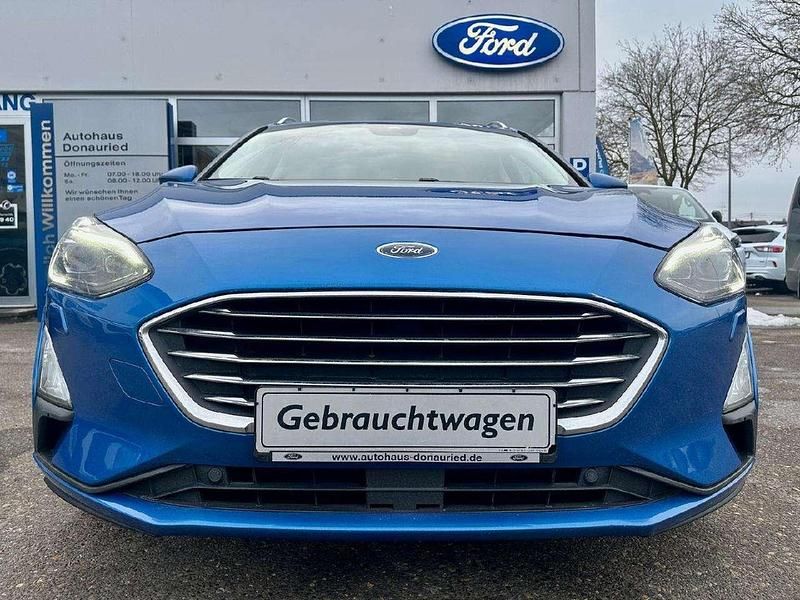 Gebraucht Ford Focus Titanium 150 PS (110 kW) 2019 Dynamicblau metallic (metallic) Kombi