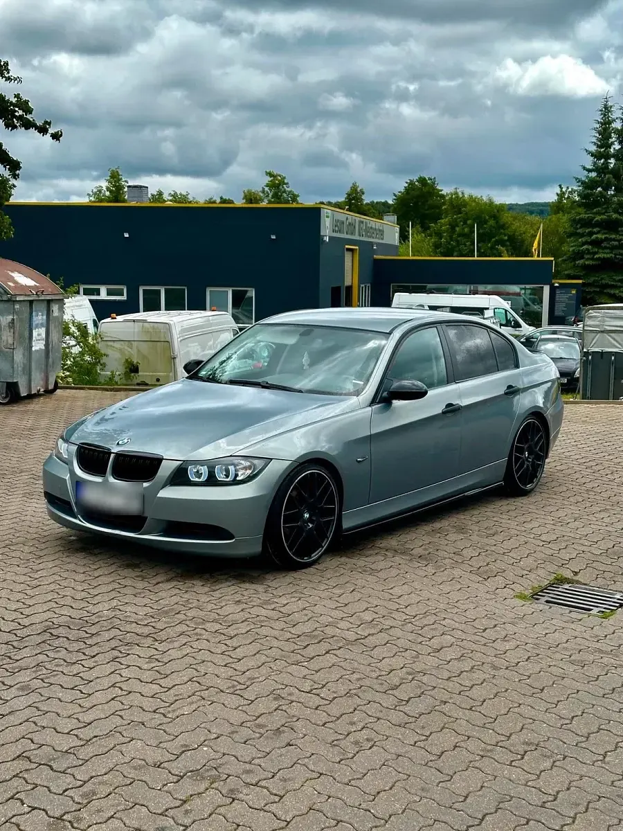 Gebraucht BMW 320 200 PS (147 kW) 2006 Silber Limousine