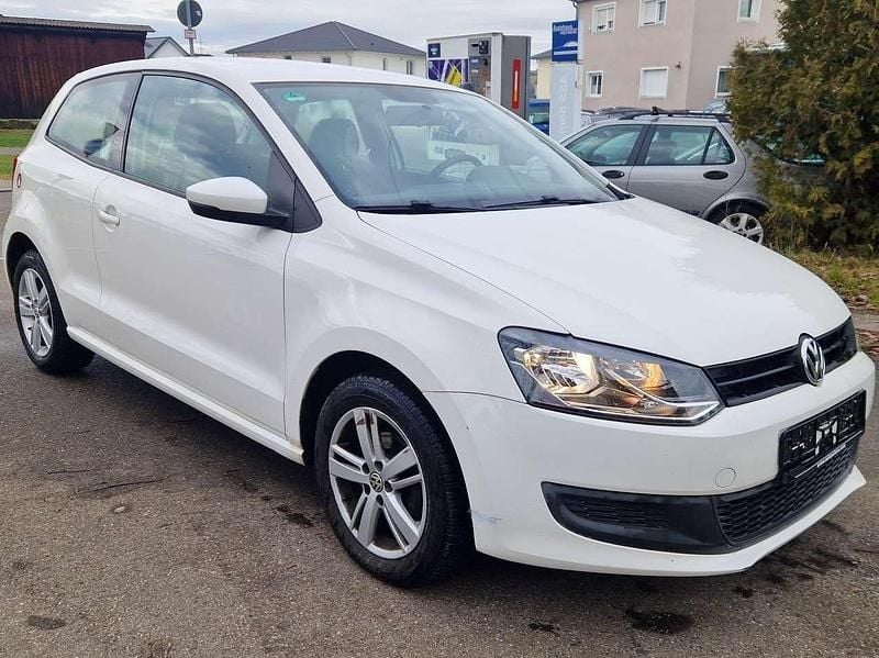 Gebraucht VW Polo Trendline 69 PS (50 kW) 2010 Candyweiß Kleinwagen