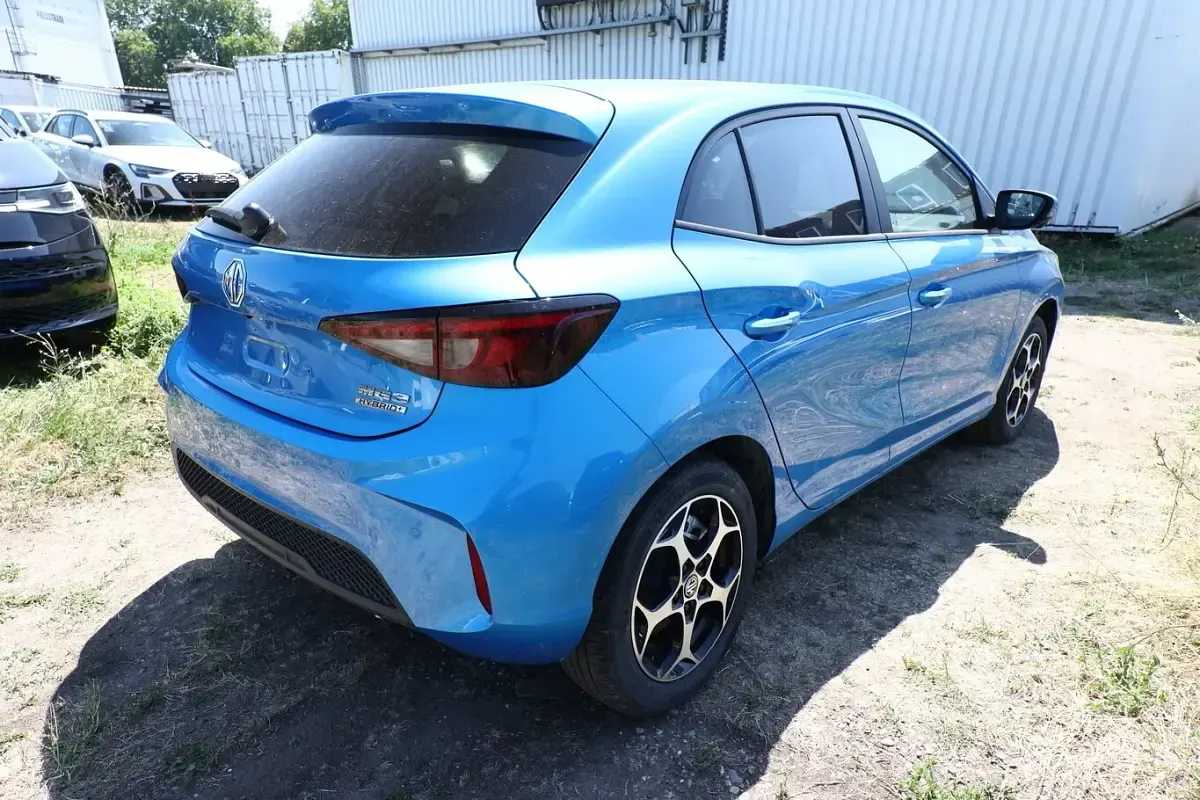 Neu MG MG3 Luxury 102 PS (75 kW) 2026 Blau Kleinwagen