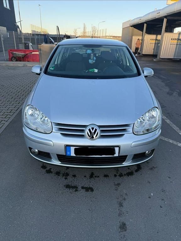 Gebraucht VW Golf IV 102 PS (75 kW) 2006 Silber Limousine
