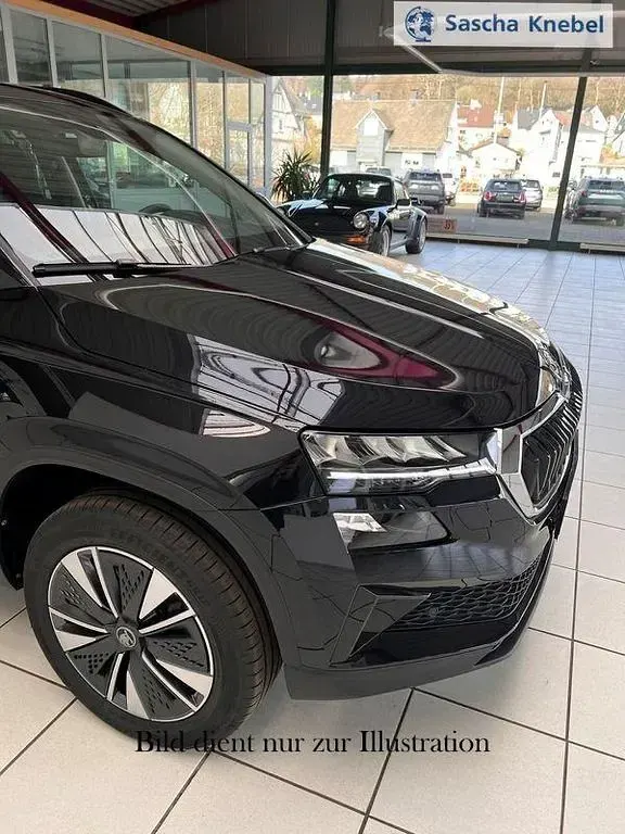 Neu Skoda Karoq Classic 116 PS (85 kW) 2026 Wählbar SUV