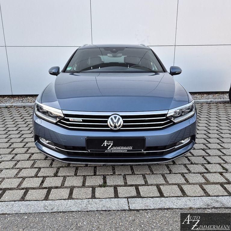 Gebraucht VW Passat Highline 239 PS (175 kW) 2017 Blau Limousine