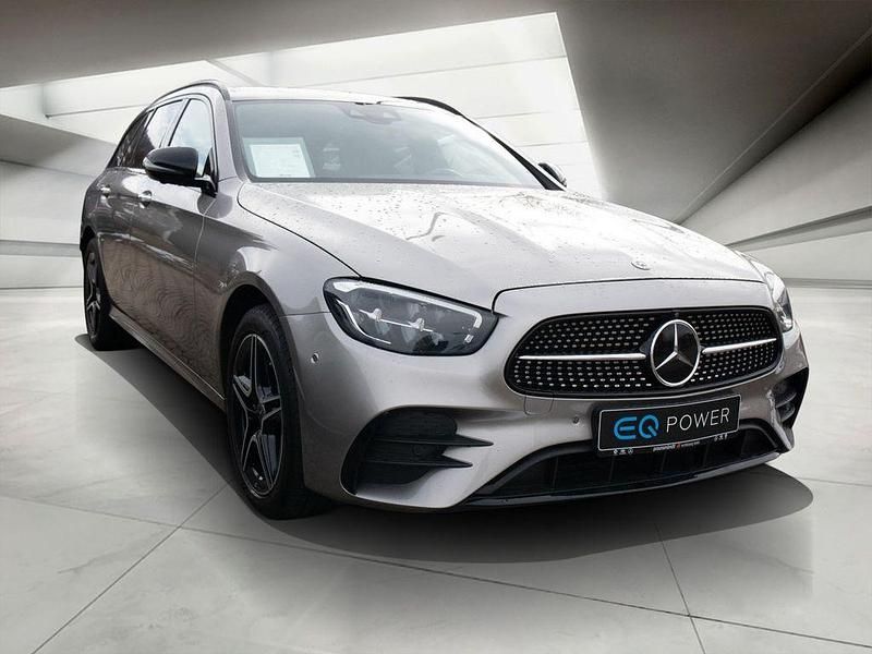 Gebraucht Mercedes E300 AMG 306 PS (225 kW) 2021 Silber Limousine