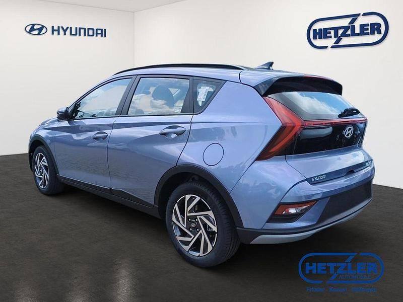 Neu Hyundai Bayon Trend 101 PS (74 kW) 2025 Meta blue / mic SUV