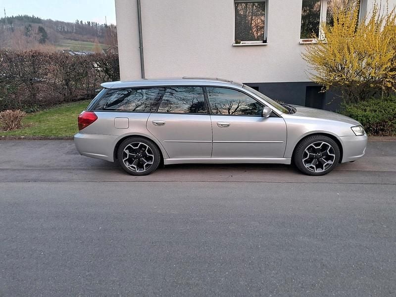 Gebraucht Subaru Legacy 165 PS (121 kW) 2006 Silber Kombi