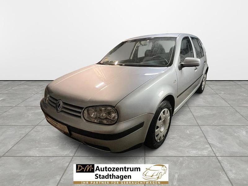 Silber Gebraucht 2003 VW Golf Limousine | 2.790 € (Fairer Preis) - Bild 1/4