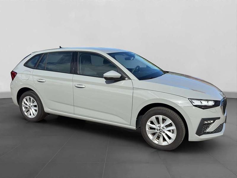 Gebraucht Skoda Scala Selection 116 PS (85 kW) 2024 Steelgrau Kleinwagen