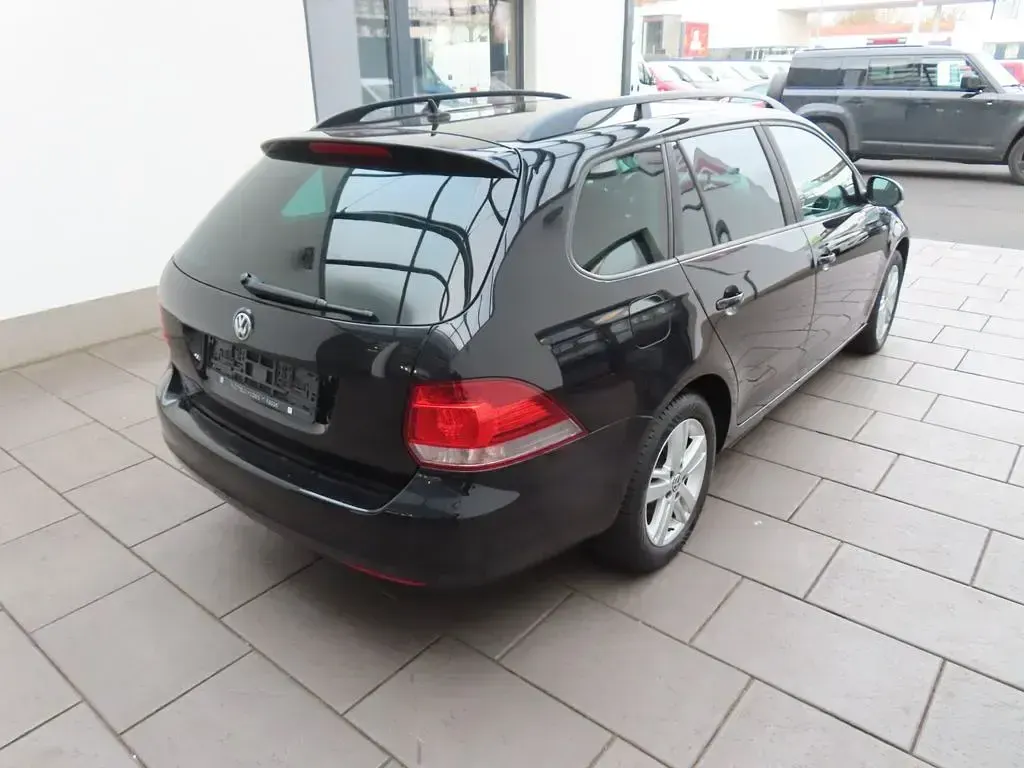 Gebraucht VW Golf VII 105 PS (77 kW) 2012 Schwarz Limousine