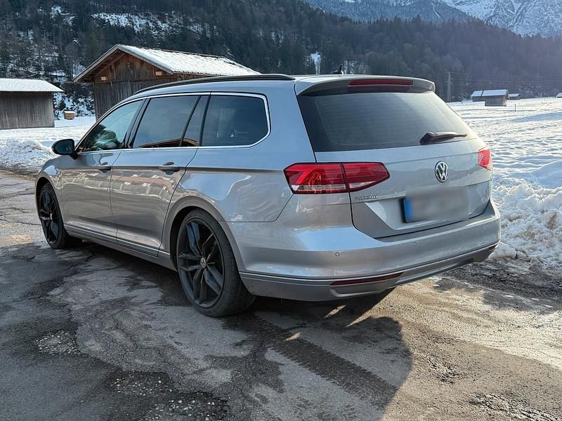 Gebraucht VW Passat 110 PS (80 kW) 2019 Silber Kombi