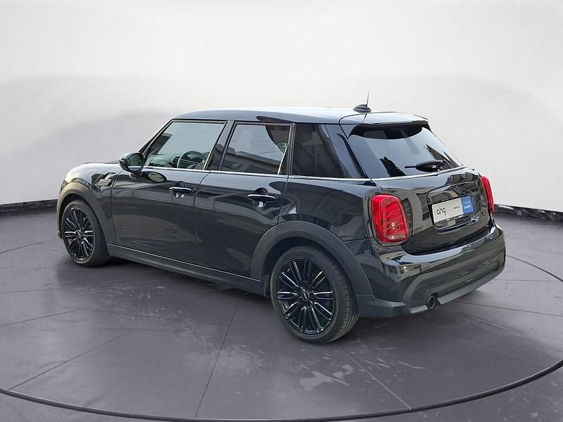 Gebraucht Mini Cooper Classic 136 PS (100 kW) 2022 Schwarz Kleinwagen