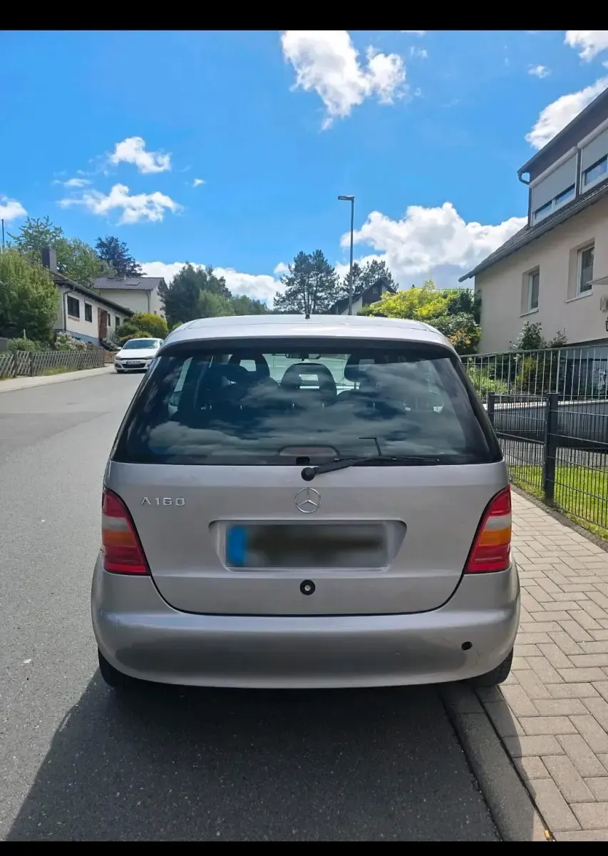 Gebraucht Mercedes A160 Classic 107 PS (78 kW) 2001 Silber Kleinwagen