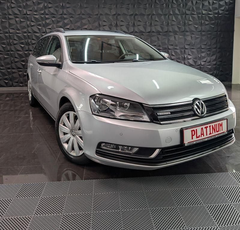 Gebraucht VW Passat Trendline 105 PS (77 kW) 2014 Silber Kombi
