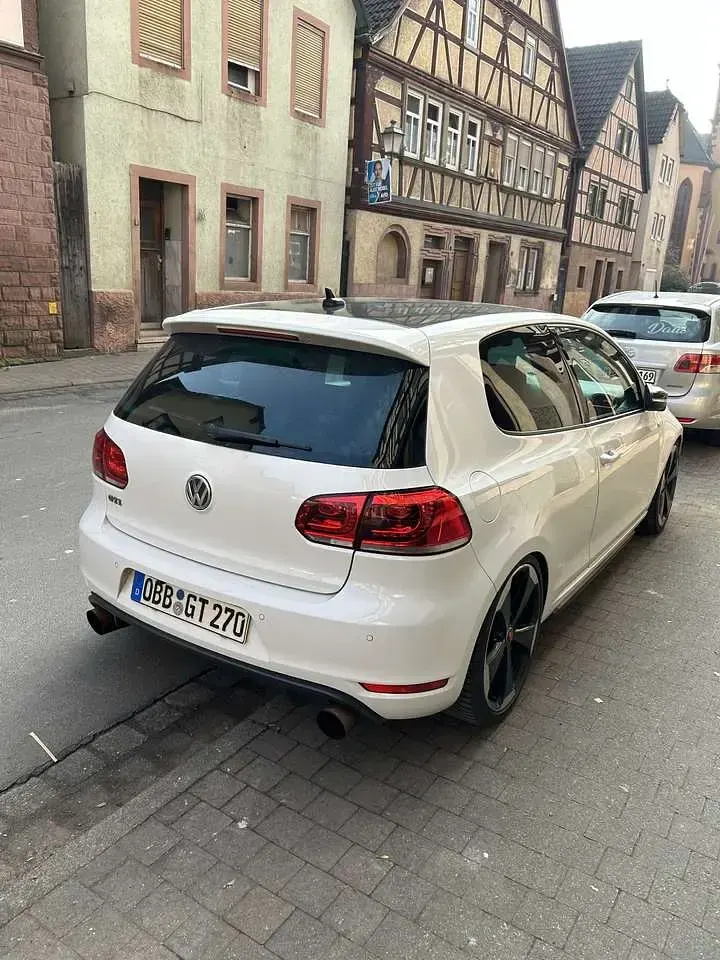 Gebraucht VW Golf VI GTI 272 PS (200 kW) 2011 Kleinwagen