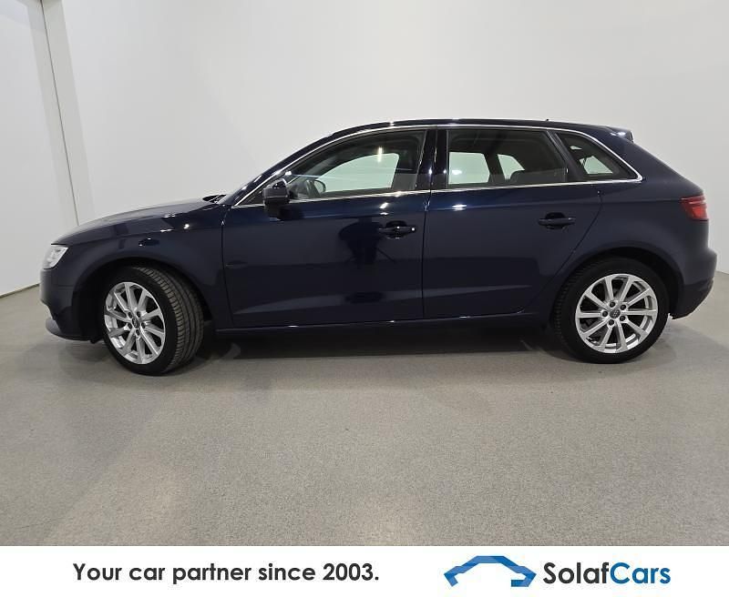 Gebraucht Audi A3 Design 116 PS (85 kW) 2019 Blau Limousine