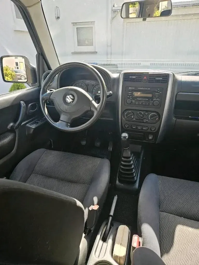 Gebraucht Suzuki Jimny 85 PS (62 kW) 2013 Grün SUV