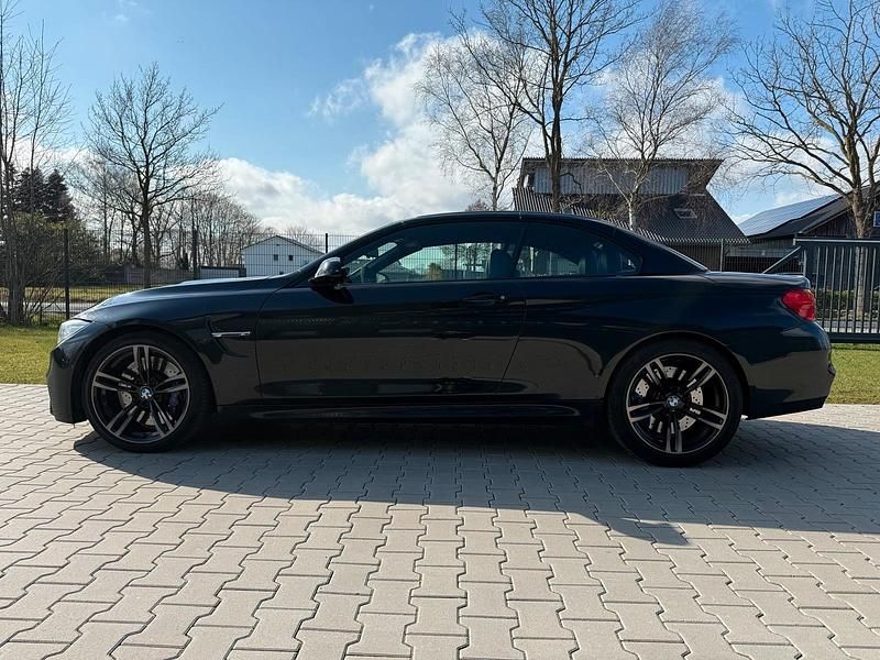 Gebraucht BMW M4 Cabriolet M Performance 431 PS (317 kW) 2016 Schwarz Cabrio