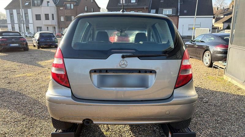 Gebraucht Mercedes A160 82 PS (60 kW) 2007 Grau Limousine