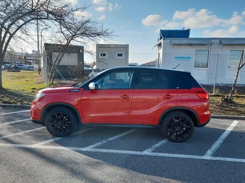 Gebraucht Suzuki Vitara Comfort 140 PS (102 kW) 2018 Rot SUV