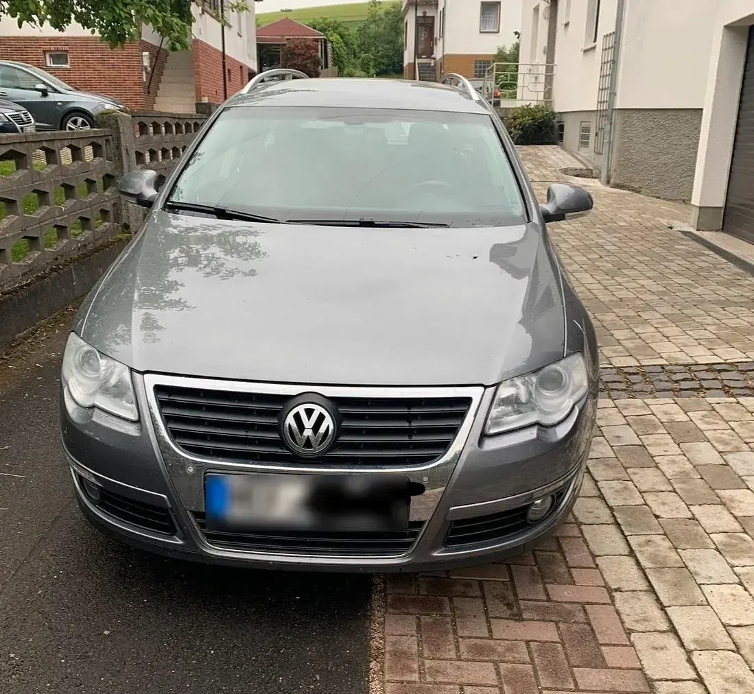 Gebraucht VW Passat 140 PS (102 kW) 2007 Grau Kombi